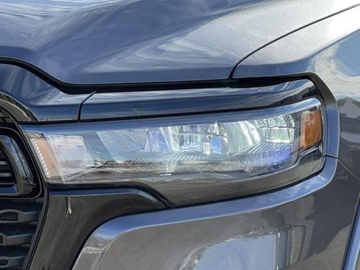 Granite Crystal Clearcoat Metallic 2026 RAM 1500 Big Horn