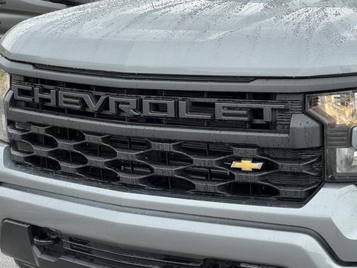 Sterling Gray Metallic 2023 Chevrolet Silverado 1500 Custom