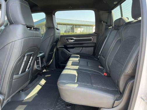 Bright White Clearcoat 2023 RAM 1500 Big Horn