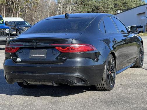 2021 Jaguar XF P300 R-Dynamic SE