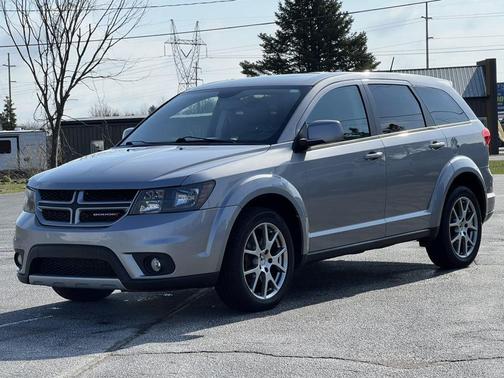 Stone White 2009 Dodge Journey SXT