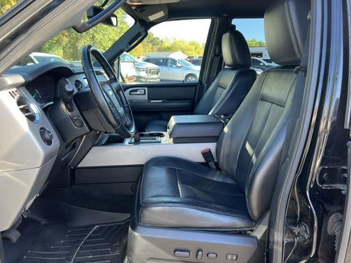 2017 Ford Expedition EL XLT