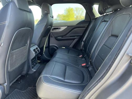 Ingot 2017 Jaguar F-PACE S