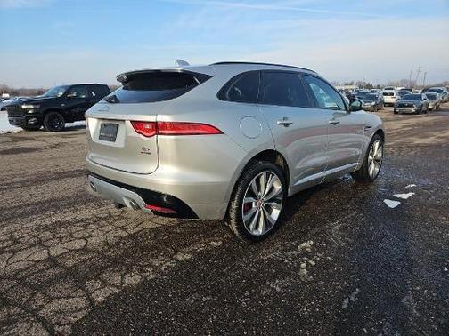 2017 Jaguar F-PACE S