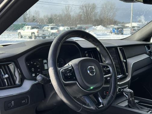 2018 Volvo XC60 T5 Inscription