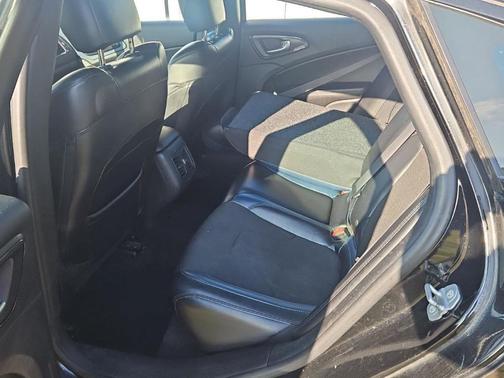 2016 Chrysler 200 S