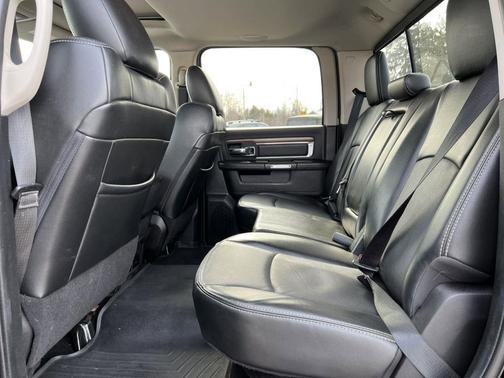 2013 RAM 1500 Laramie