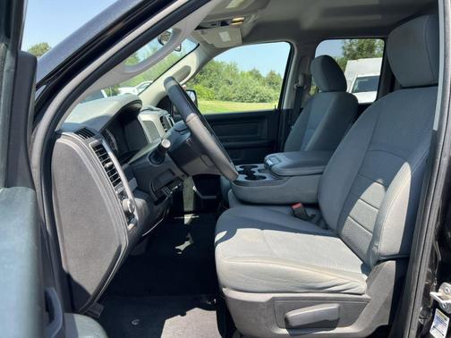 2018 RAM 1500 ST