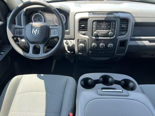 2018 RAM 1500 ST
