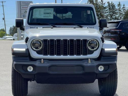 Bright White Clearcoat 2026 Jeep Wrangler 85th Anniversary