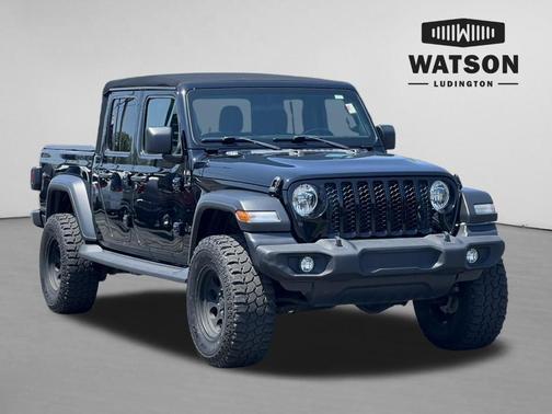 2020 Jeep Gladiator Sport