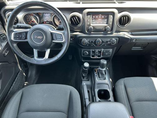 2020 Jeep Gladiator Sport