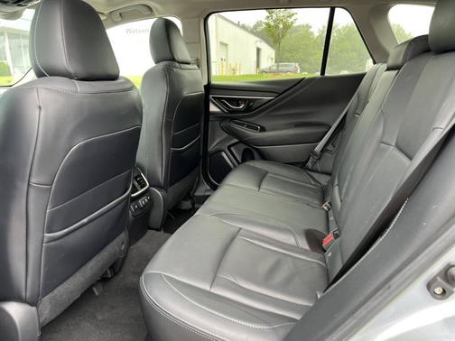 Ice Silver Metallic 2020 Subaru Outback Limited