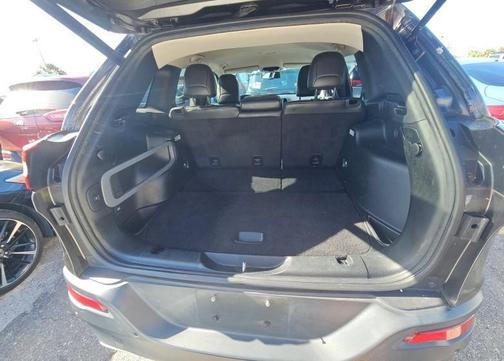 Granite Crystal Clearcoat Metallic 2018 Jeep Cherokee Limited