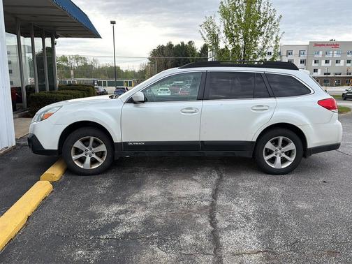 Satin White Pearl 2014 Subaru Outback 2.5i Premium