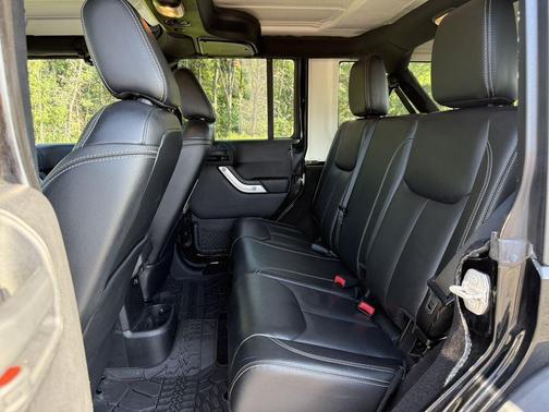 2016 Jeep Wrangler Unlimited Rubicon