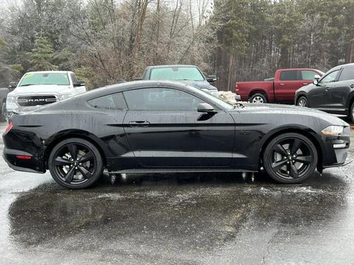 2022 Ford Mustang GT Premium