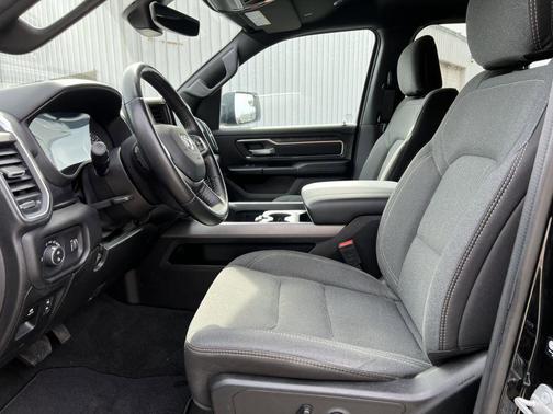 Diamond Black 2024 RAM 1500 Big Horn