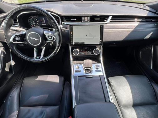 2021 Jaguar XF P300 R-Dynamic SE