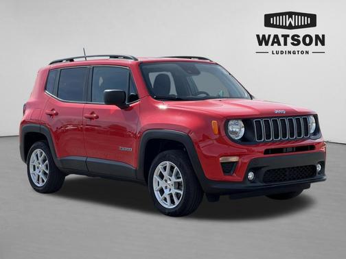 Red 2022 Jeep Renegade Latitude