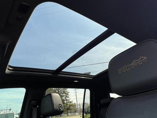 2021 Chevrolet Suburban High Country