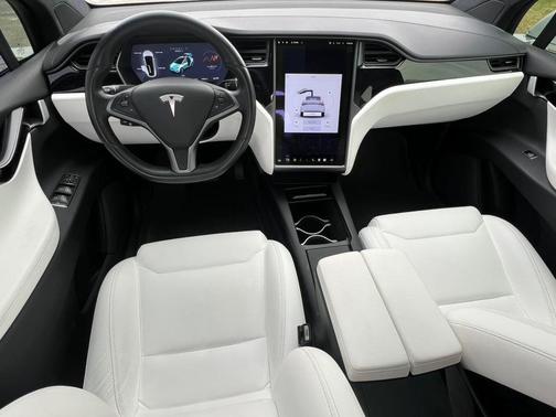 2019 Tesla Model X Long Range