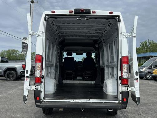 Bright White Clearcoat 2025 RAM ProMaster 3500 High Roof