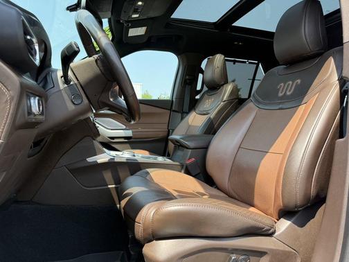 2022 Ford Explorer King Ranch