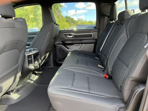 Granite Crystal Clearcoat Metallic 2027 RAM 1500 Big Horn