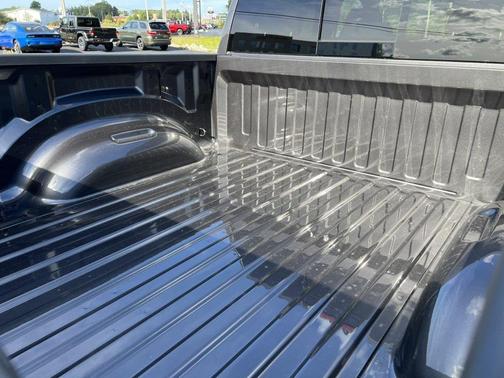 Granite Crystal Clearcoat Metallic 2027 RAM 1500 Big Horn