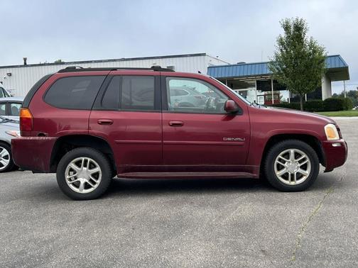 2007 GMC Envoy Denali
