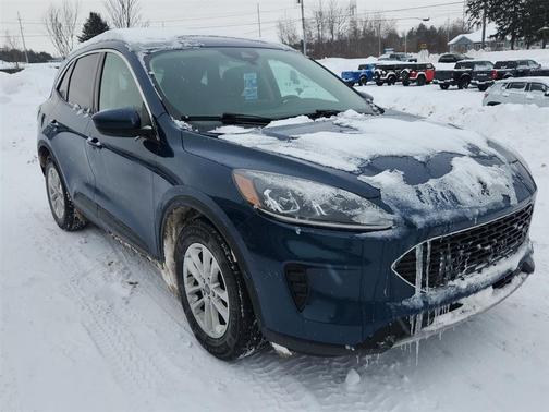 2020 Ford Escape SE