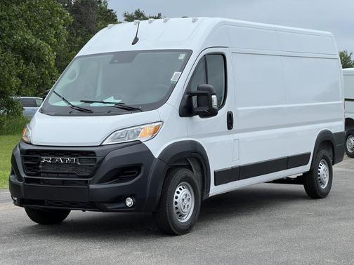 Bright White Clearcoat 2026 RAM ProMaster 2500 High Roof