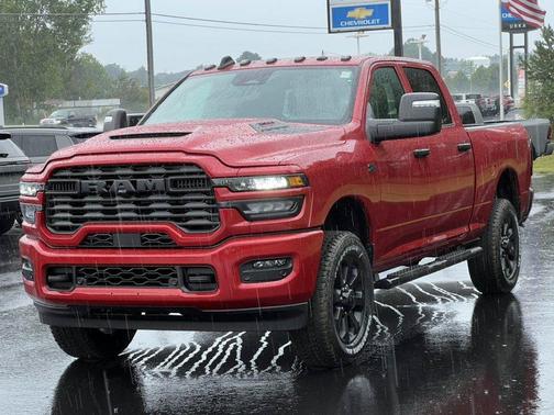 Molten Red Pearlcoat 2027 RAM 2500