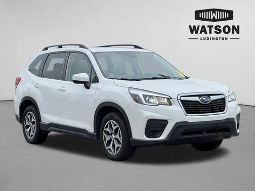 Crystal White Pearl 2020 Subaru Forester Premium