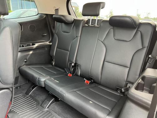 Ebony Black 2022 Kia Telluride SX