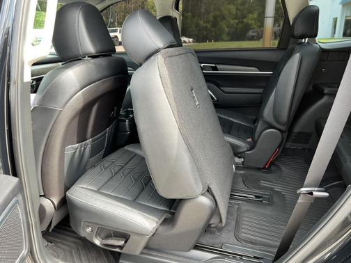 Ebony Black 2022 Kia Telluride SX