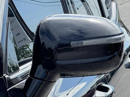 Ebony Black 2022 Kia Telluride SX