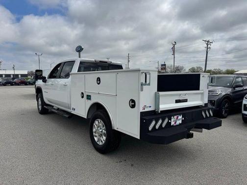 Summit White 2025 Chevrolet Silverado 3500 LT