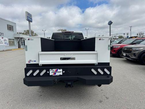 Summit White 2025 Chevrolet Silverado 3500 LT