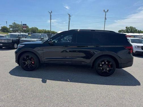 Agate Black Metallic 2020 Ford Explorer ST