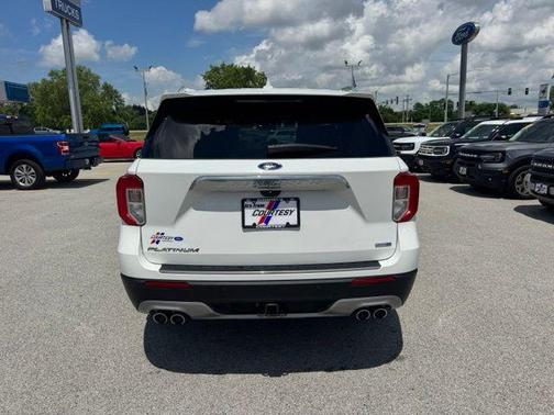 Star White Metallic Tri-Coat 2020 Ford Explorer Platinum