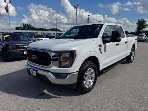 Oxford White 2023 Ford F-150 XLT