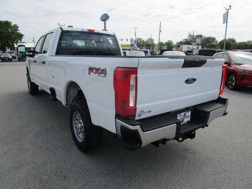2025 Ford F-250 XL