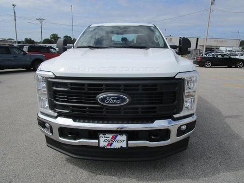 2025 Ford F-250 XL