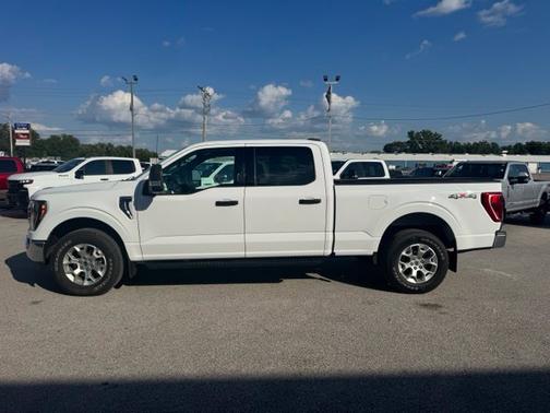 Oxford White 2023 Ford F-150 XLT