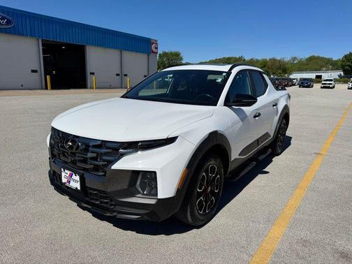 Atlas White 2024 Hyundai SANTA CRUZ XRT