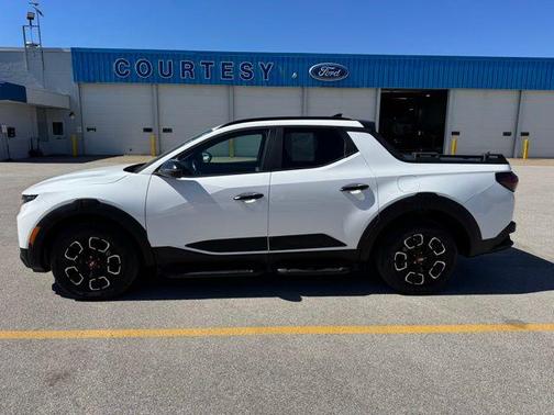 Atlas White 2024 Hyundai SANTA CRUZ XRT