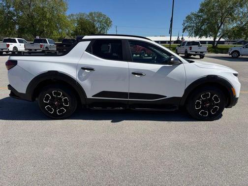 Atlas White 2024 Hyundai SANTA CRUZ XRT