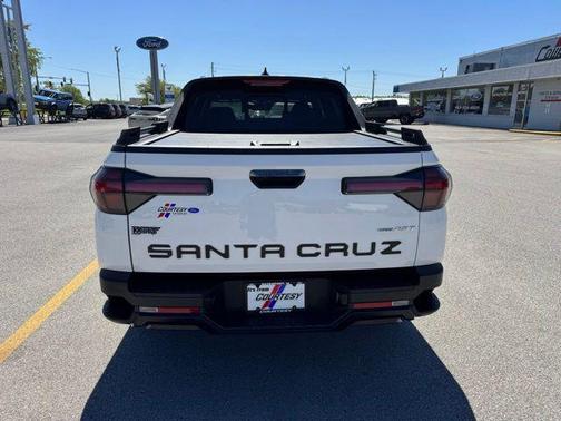 Atlas White 2024 Hyundai SANTA CRUZ XRT